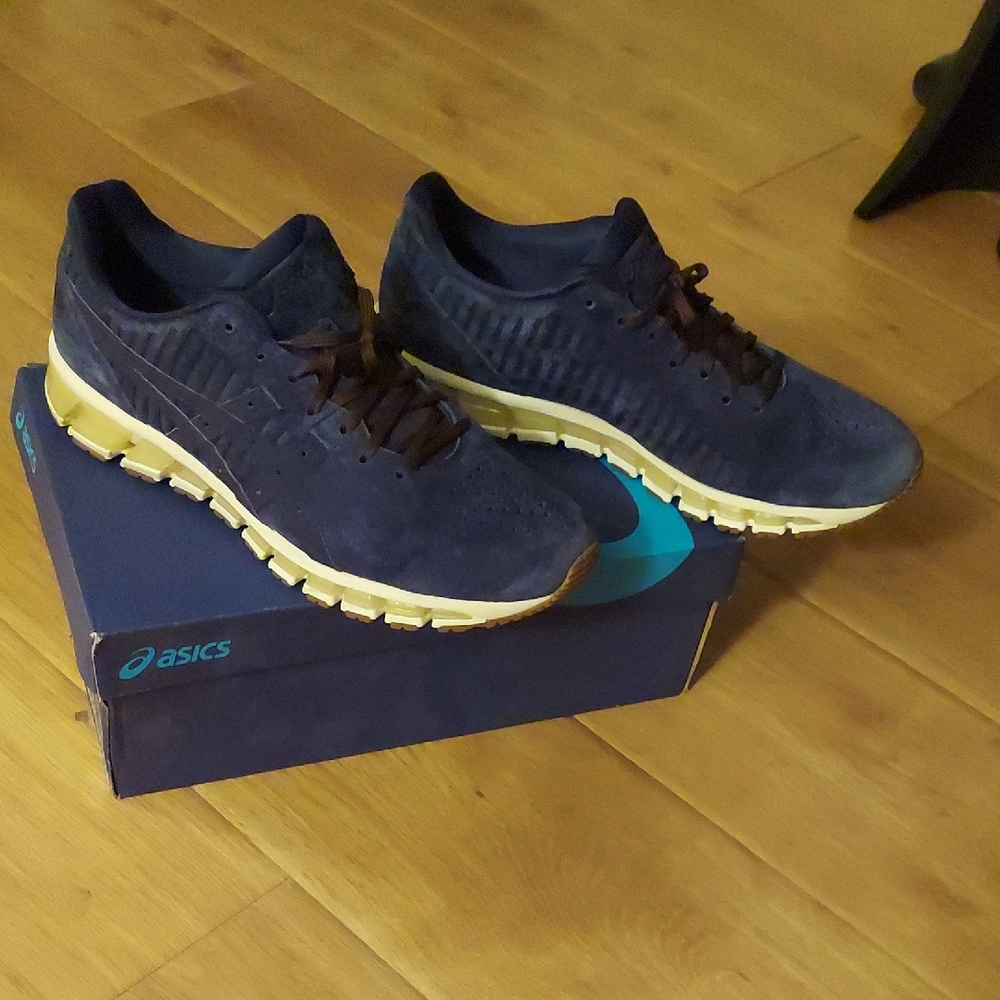 ASICS GEL QUANTUM 360 4LE Men's Dark Blue Sneakers with Cream Sole